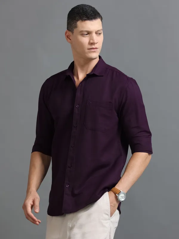 Tom_Mackler_Men_Solid_Casual_Purple_Shirt