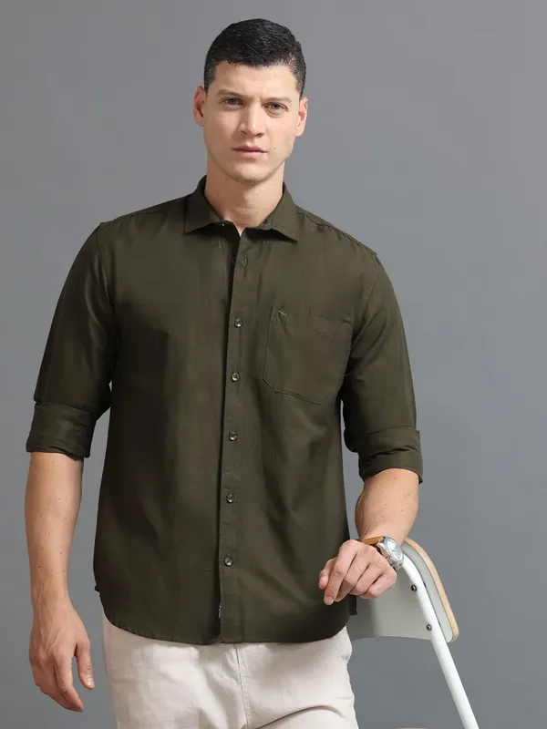 Tom_Mackler_Men_Solid_Casual_Dark_Green_Shirt