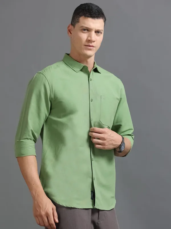 Tom_Mackler_Men_Solid_Casual_Green_Shirt