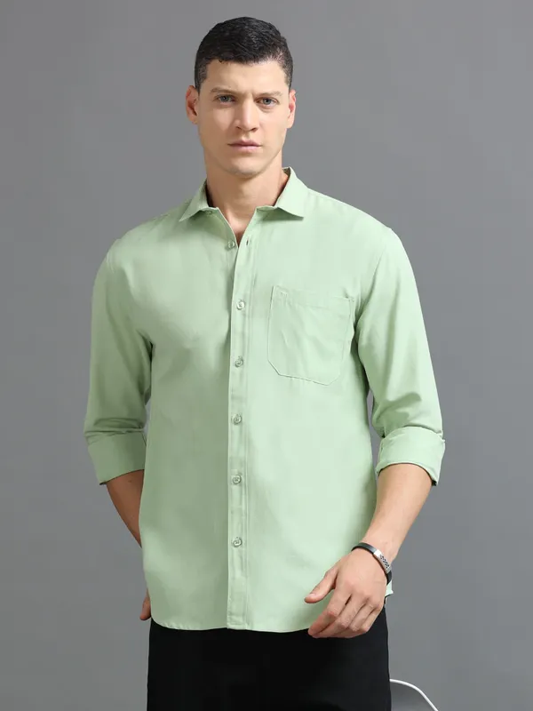 Tom_Mackler_Men_Solid_Casual_Light_Green_Shirt
