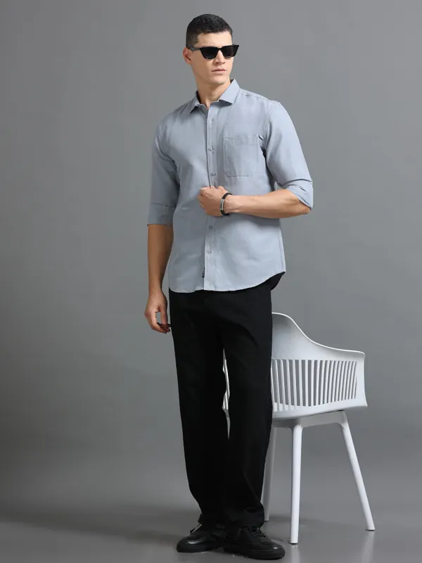 Tom_Mackler_Men_Solid_Casual_Grey_Shirt