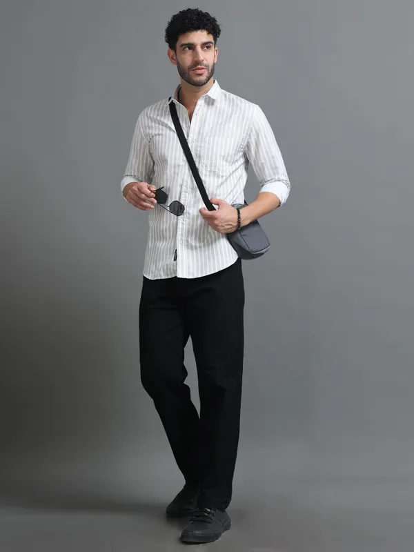 Tom_Mackler_Men_Striped_Casual_Grey_Shirt