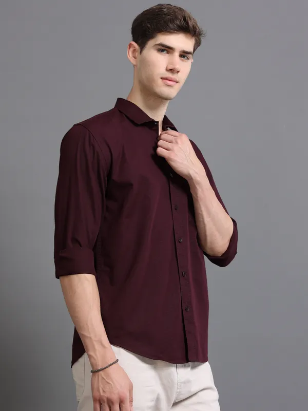 Tom_Mackler_Men_Solid_Casual_Purple_Shirt
