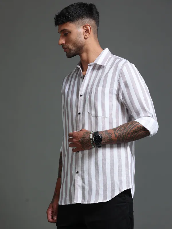 Tom_Mackler_Men_Striped_Casual_Grey_Shirt