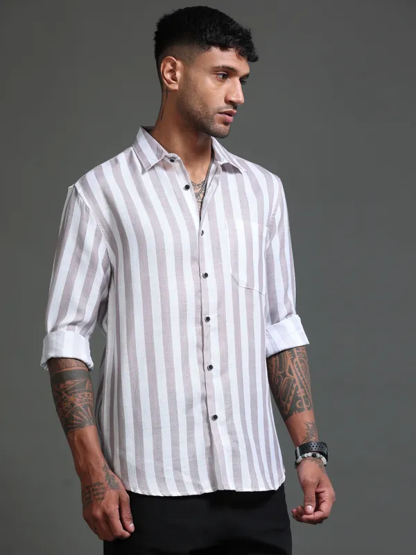 Tom_Mackler_Men_Striped_Casual_Grey_Shirt