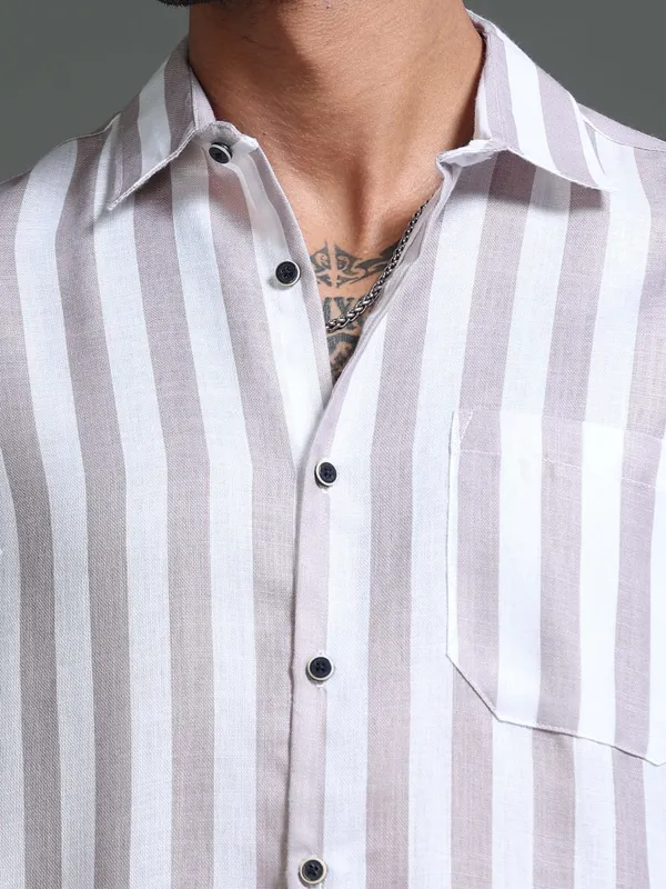 Tom_Mackler_Men_Striped_Casual_Grey_Shirt