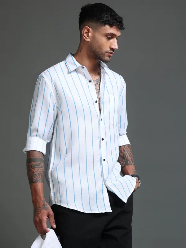 Tom_Mackler_Men_Striped_Casual_Blue_Shirt