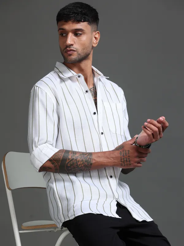 Tom_Mackler_Men_Striped_Casual_White_And_Brown_Shirt
