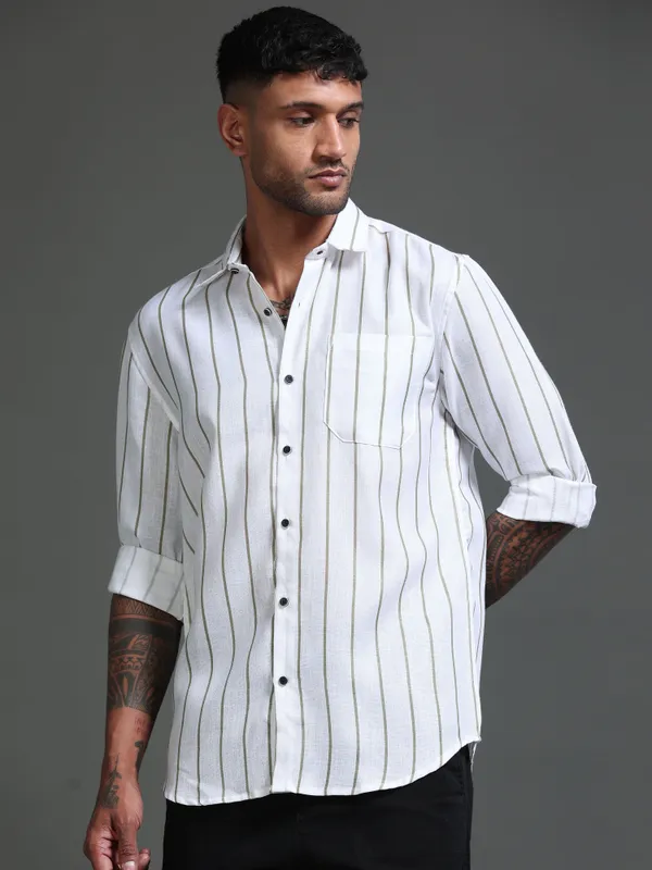 Tom_Mackler_Men_Striped_Casual_White_And_Brown_Shirt