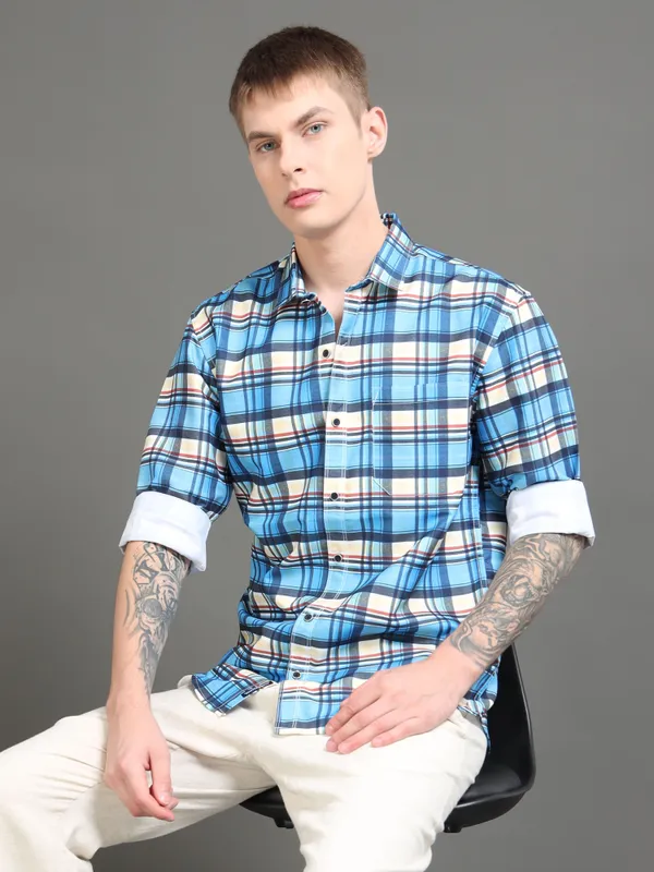 Tom_Mackler_Men_Checkered_Casual_Blue_Shirt