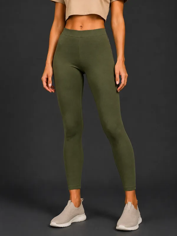 Olive_Green_Premium_Cotton_And_Elastane_Ankle_Pant_For_Women