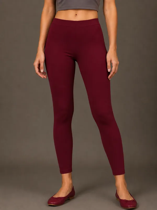 Burgundy_Premium_Cotton_And_Elastane_Ankle_Pant_For_Women