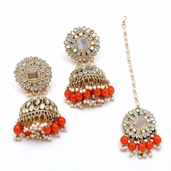 Gold_Alloy_Kundan_Bridal_Earrings_And_Maang_Tikka_For_Women
