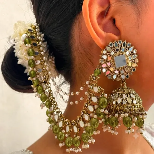 Multicolor_Gold_Tone_Alloy_Kundan_Earrings_Maang_Tikka_Set_For_Women