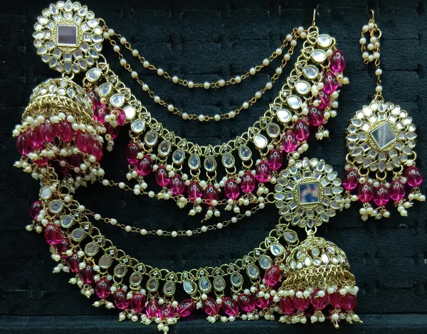 Multicolor_Alloy_Kundan_Bridal_Earrings_And_Maang_Tikka_For_Women