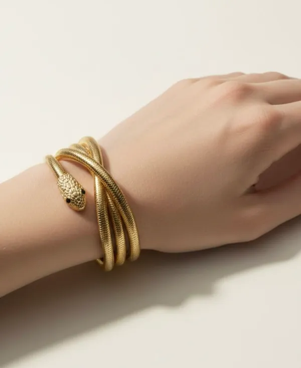 Gold_Tone_Alloy_Snake_Design_Necklace_For_Women