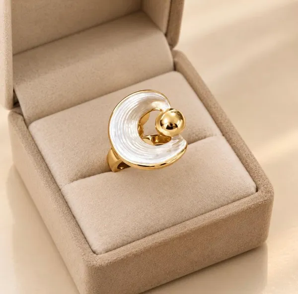 Gold-Plated_Asymmetric_Crescent_Moon_Statement_Ring
