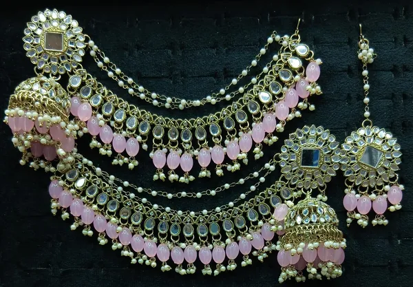 Gold_Tone_Kundan_Pink_Beaded_Bridal_Earrings_And_Maang_Tikka_For_Women