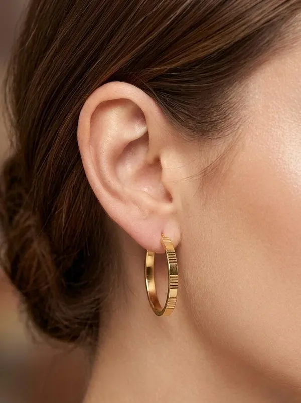 Geometric_Striped_Gold_Hoop_Earrings