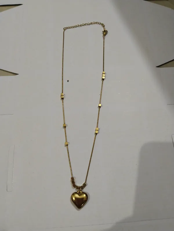 Multicolor_Alloy_Heart_Pendant_Chain_For_Women