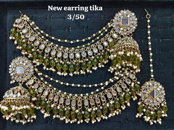 Multicolor_Gold_Tone_Alloy_Kundan_Earrings_Maang_Tikka_Set_For_Women