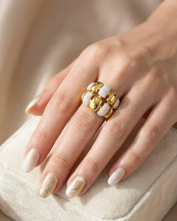 Gold_Bubble_and_Pebble_Textured_Dome_Ring