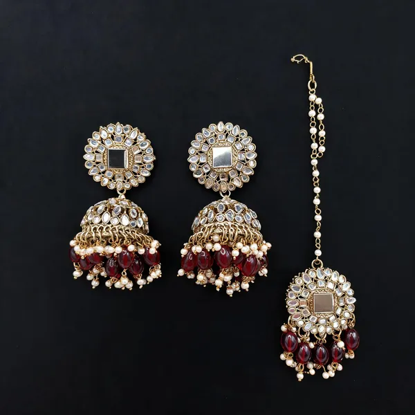 Multicolor_Alloy_Kundan_Earrings_And_Maang_Tikka_For_Women