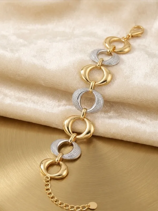 Dual_Tone_Pavé_Interlocking_Oval_Link_Bracelet