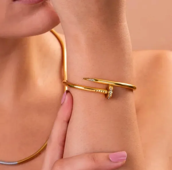 Gold_Tone_Alloy_Cz_Stone_Nail_Bangle_Bracelet_For_Women