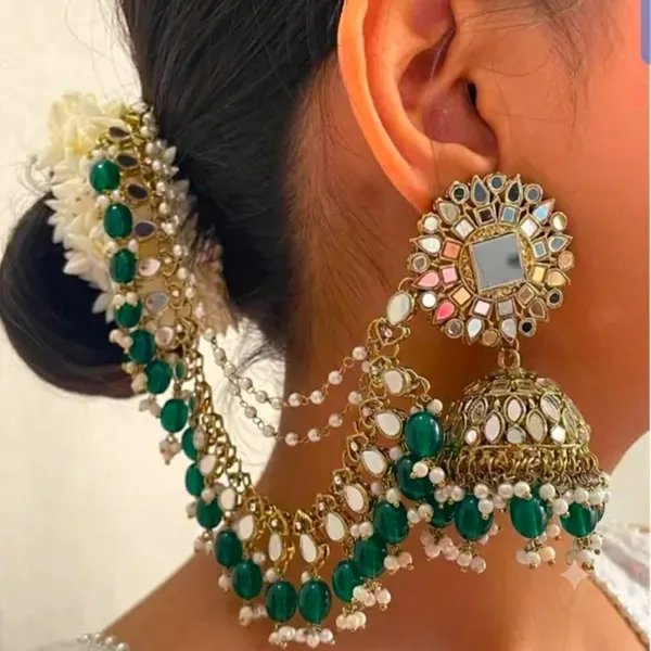 Green_Alloy_Kundan_Layered_Earrings_And_Maang_Tikka_For_Women