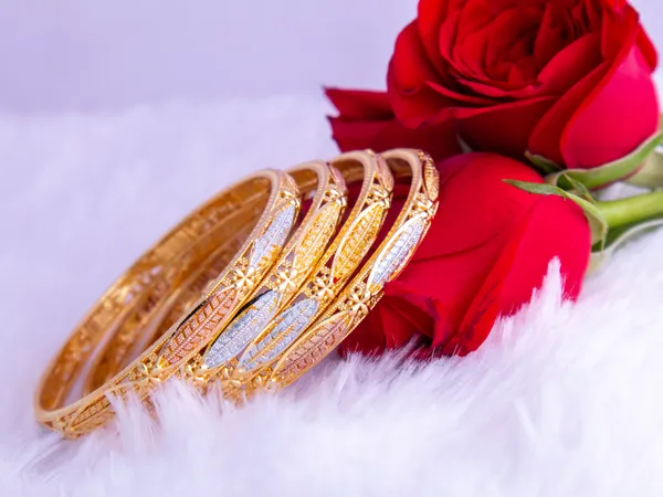 Gold_Metal_Stone_Embellished_Slim_Bangles_For_Women