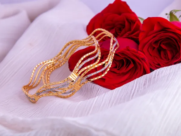 Gold_Metal_Multi-Strand_Layered_Link_Necklace_For_Women