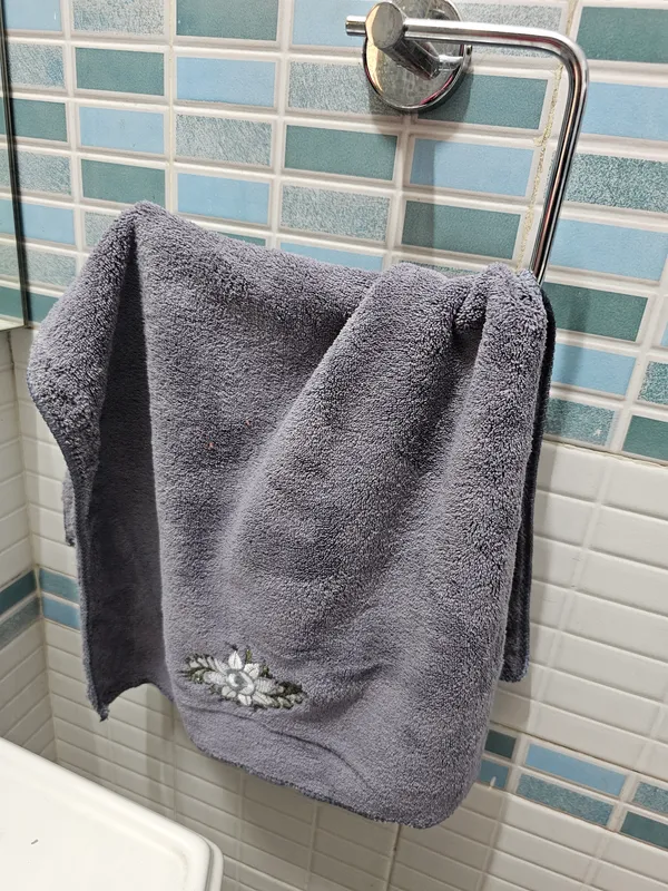 Set_of_6_-_Kids_baby_Hand_Towels_-_250_GSM_Microfiber