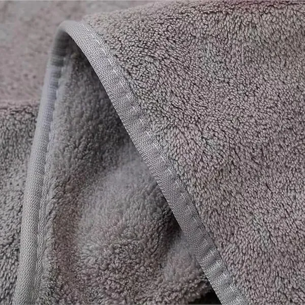 Grey_Fleece_Hooded_Bath_Poncho_for_Kids