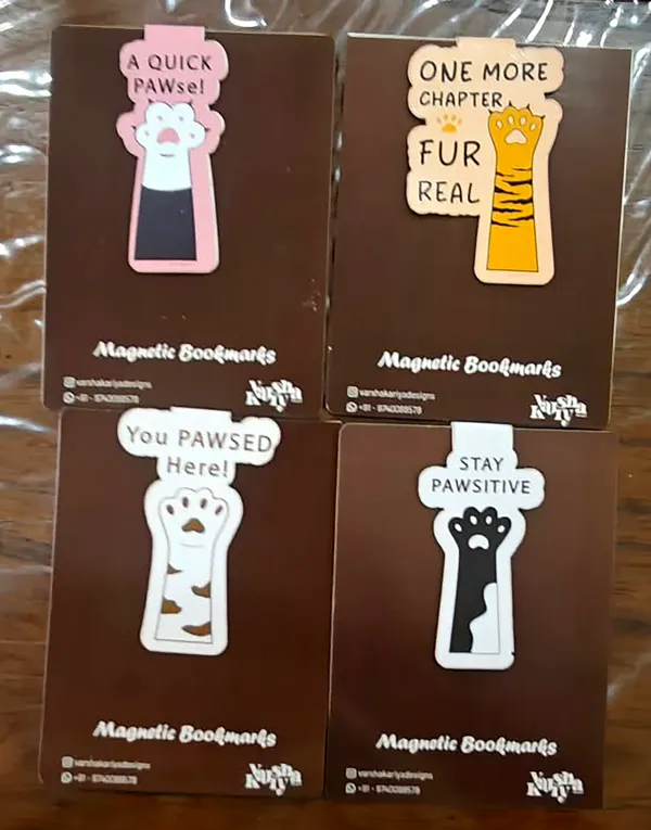 Paw_Prints_Magnetic_Bookmark_Set_Of_4