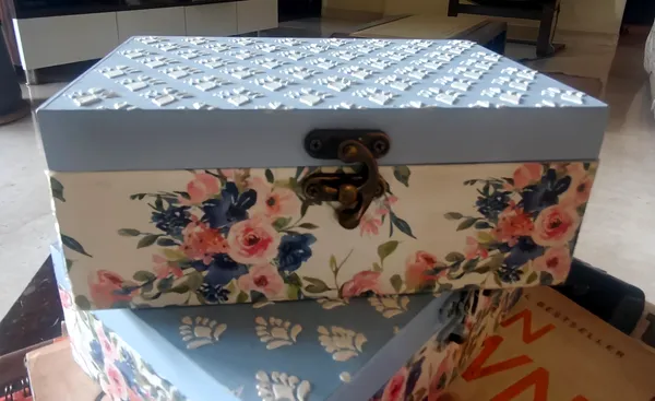 Decoupage_GIft_Box_(7_X_5_X_2.75”)