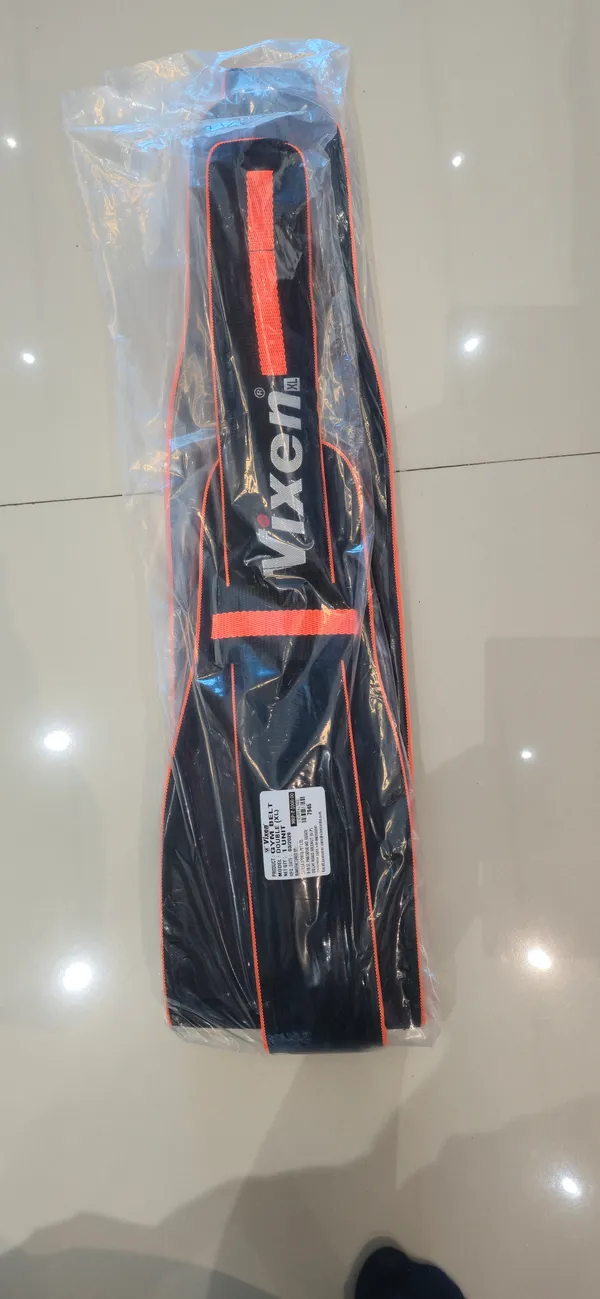 Vixen_Black_Cricket_Bat_Bag_for_Players