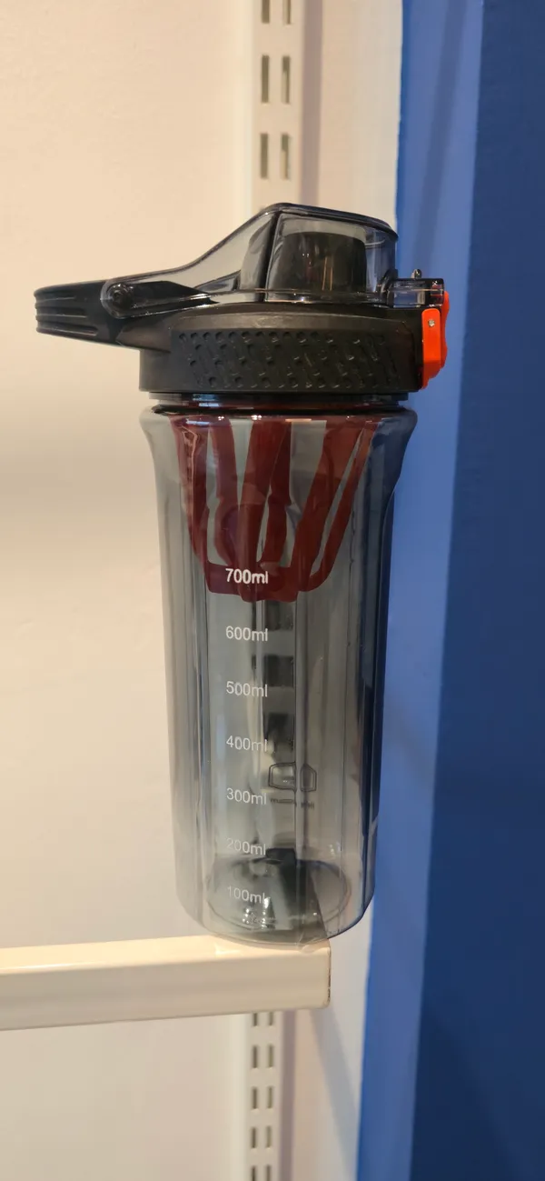 Black_700ml_Sports_Water_Bottle_With_Flip_Lid