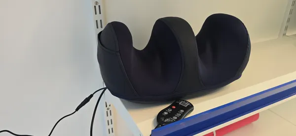 Black_Electric_U-Shaped_Body_Massager