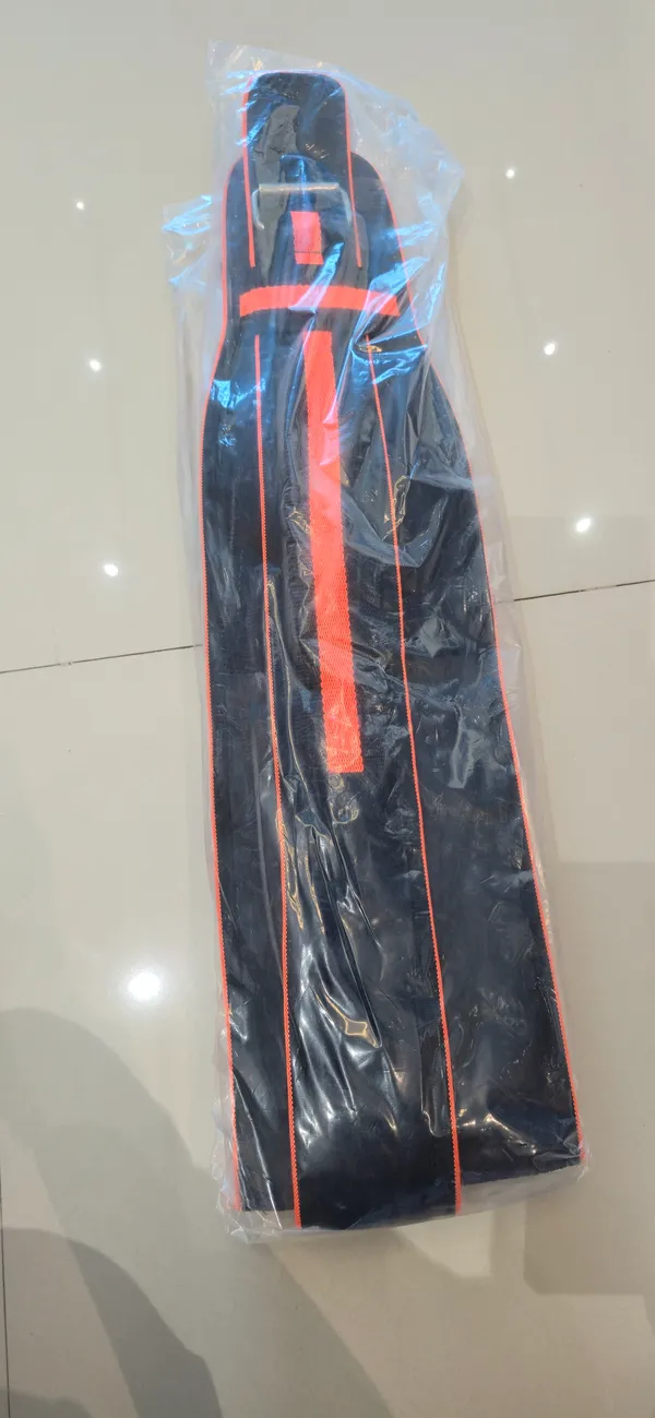 Vixen_Black_Cricket_Bat_Bag_for_Players