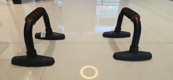 Black_Portable_Push_Up_Bars
