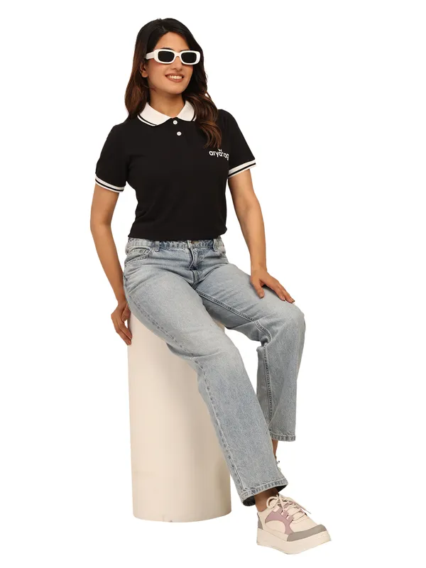 Black_Polo_T-Shirt_for_Women