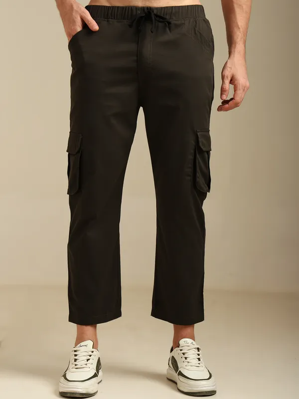Black_Cargo_Fit_Pant_for_Men