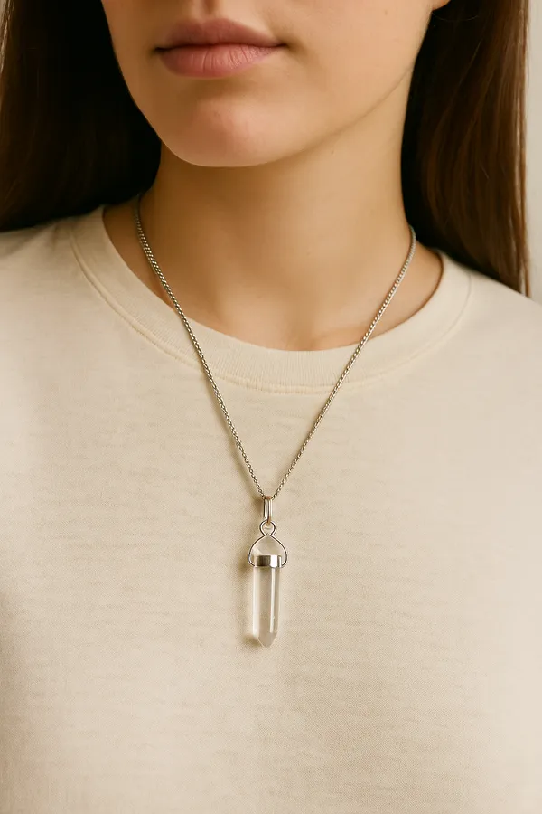 Clear_Quartz_Pendant_The_Master_Healer_Energy_Amplifier_Unisex