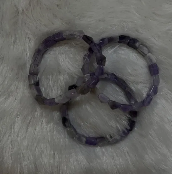 AMETHYST_PYRAMID_BRACELET