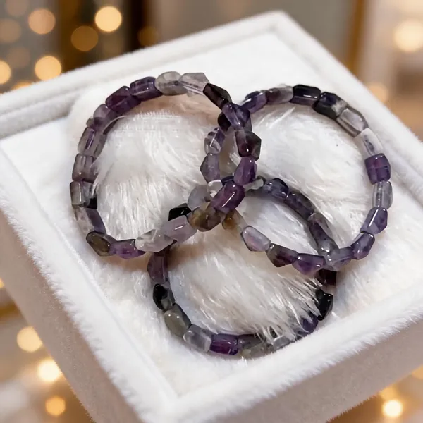 AMETHYST_PYRAMID_BRACELET