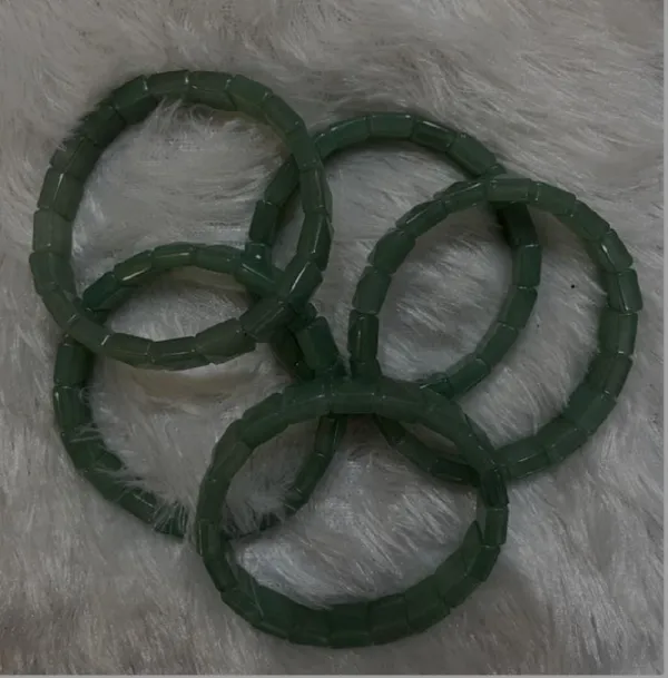 GREEN_AVENTURINE_PYRAMID_BRACELET