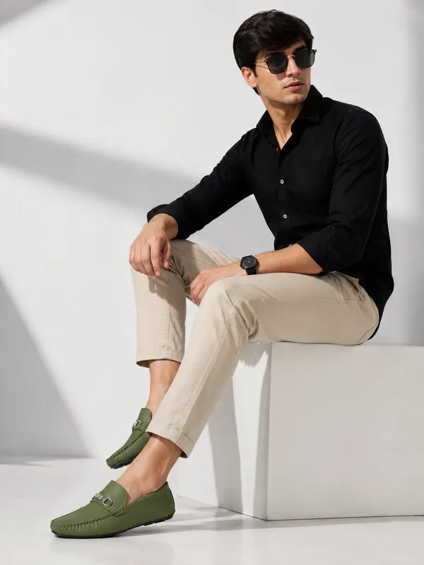 Olive_Green_Synthetic_Leather_Bit_Detail_Loafers_For_Men