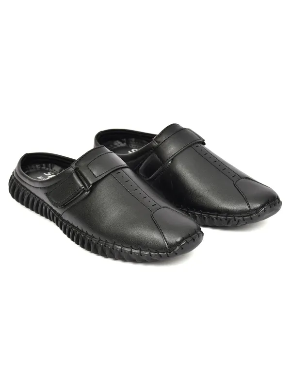 Black_Synthetic_Leather_Casual_Sandal_For_Men