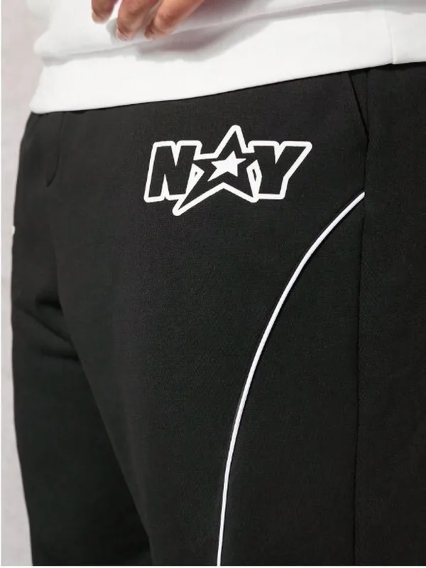tashreh_Printed,_Graphic_Print_Men_Black_Track_Pants_()